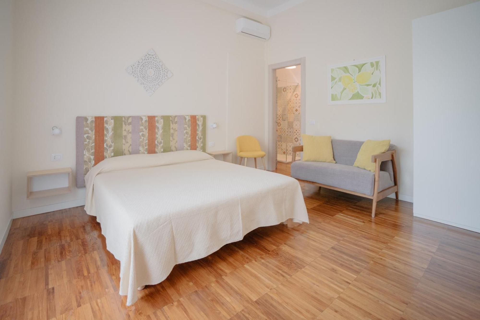 Fiordarancio Room Rental مونتيروسّو ال ماري المظهر الخارجي الصورة